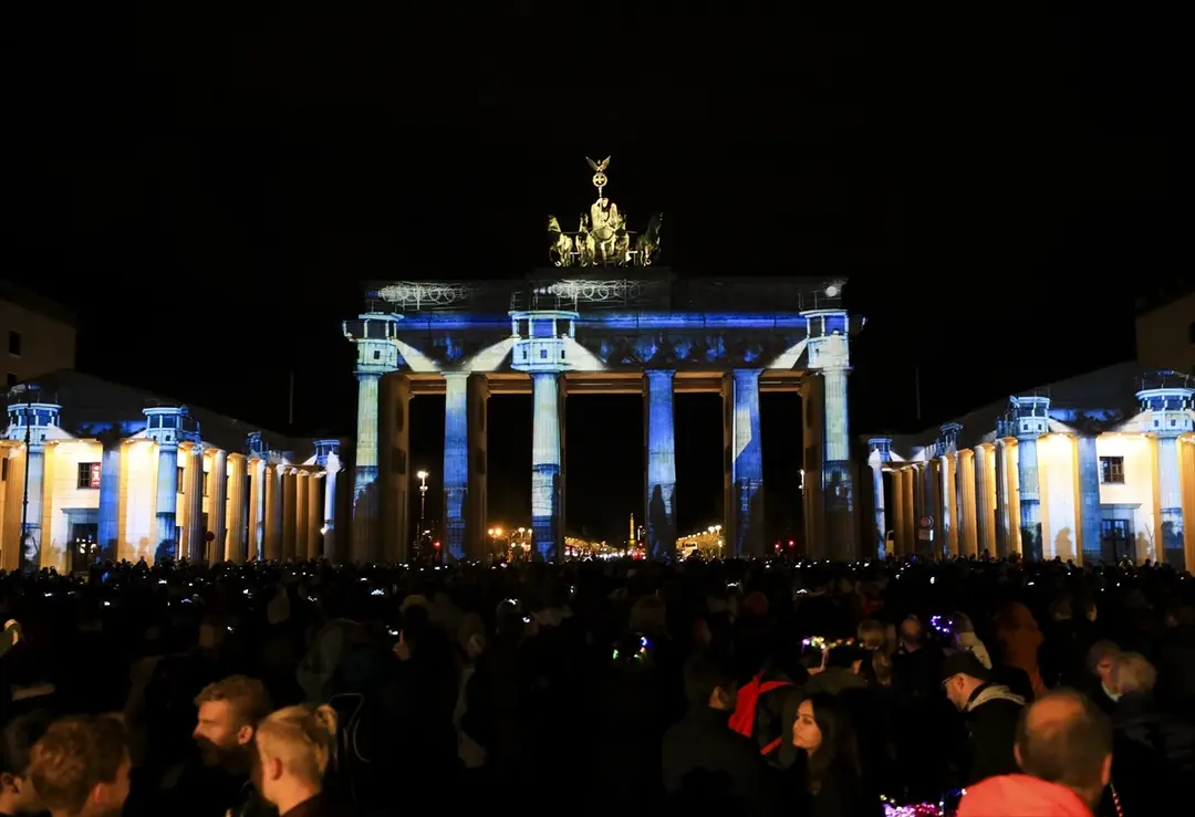 Berlin’de ‘'Festival of Lights'' isik festivali başladı