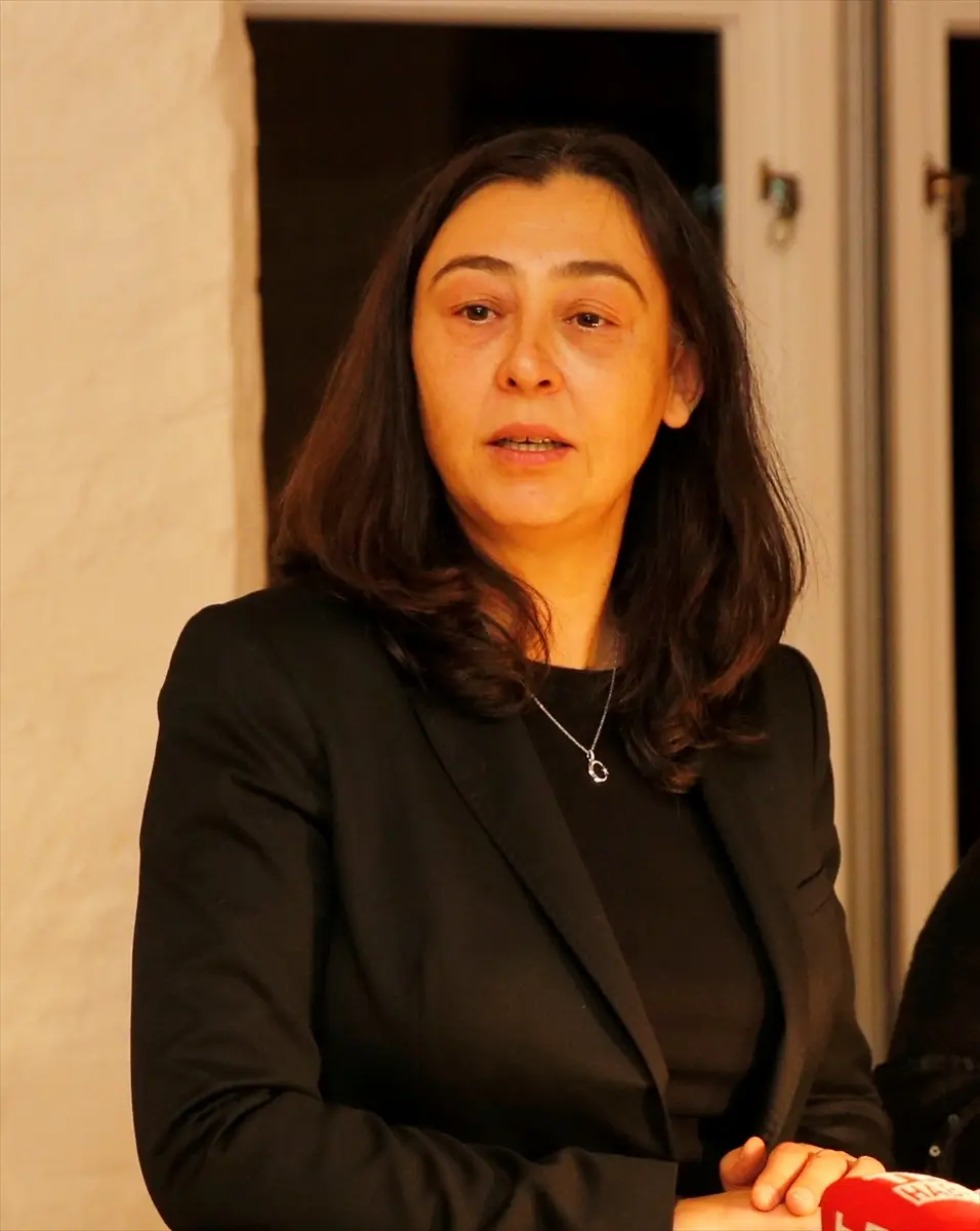Almanya'da Mölln faciasının 27. yılı anıldı