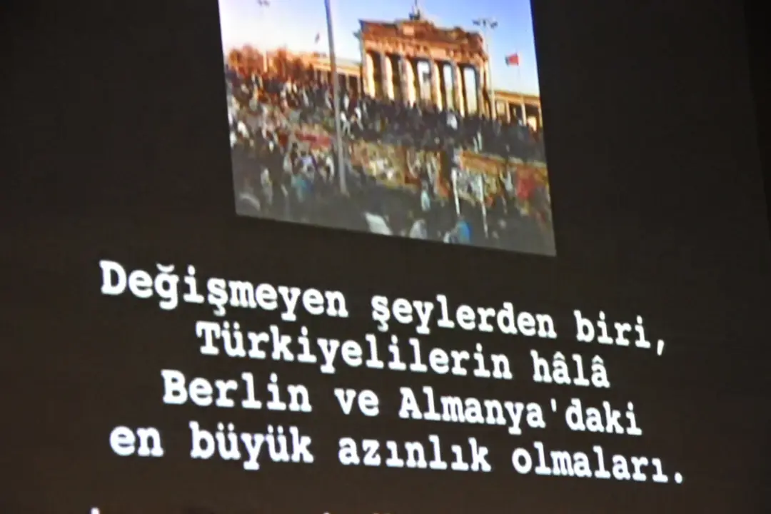 Berlin Duvarı`nın Belgesel film gösterimi