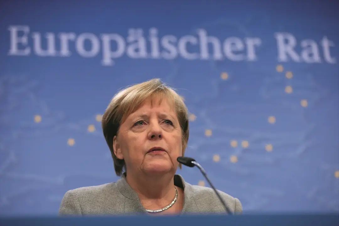 Başbakanı Merkel: "Şirketler nitelikli iş gücü sorunu yaşıyor"