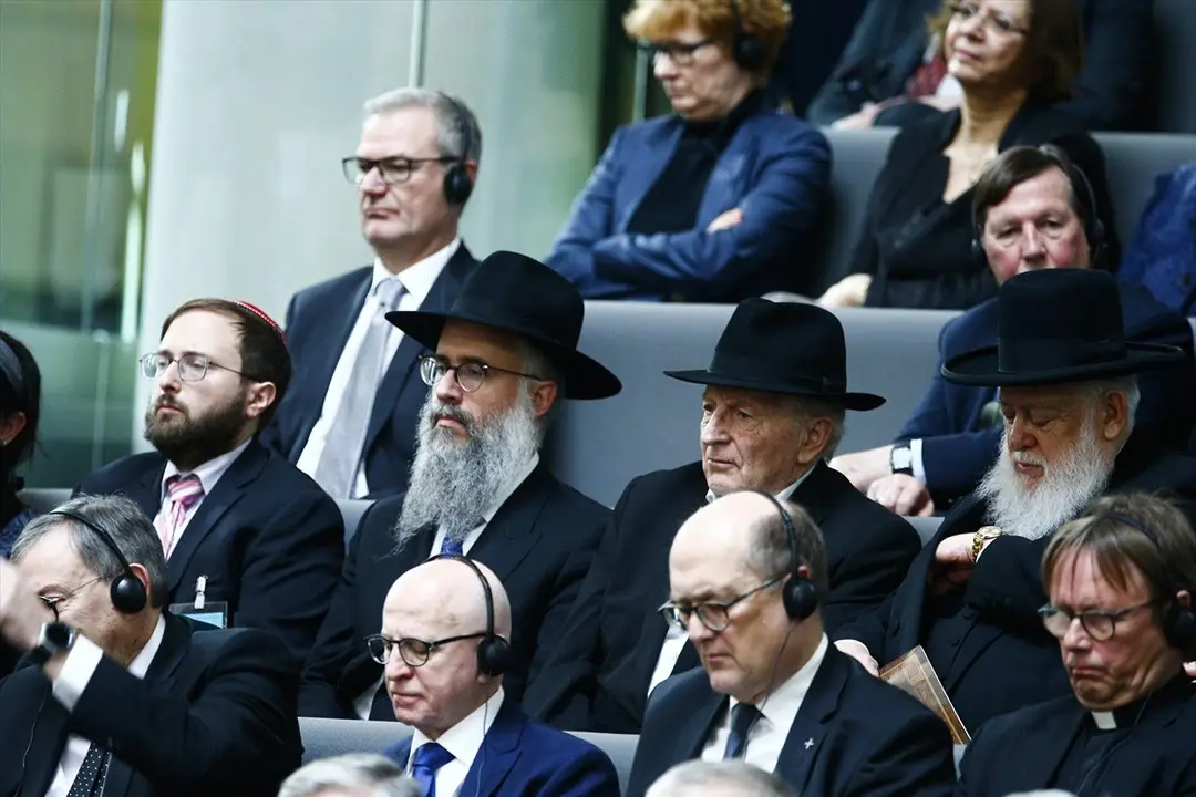 Federal Almanya Meclisinde Nazi kurbanları anıldı