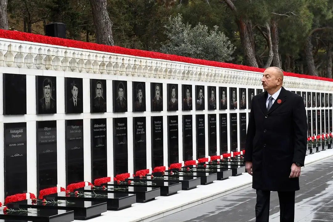 Azerbaycan'da 'Kanlı Ocak' kurbanları anılıyor