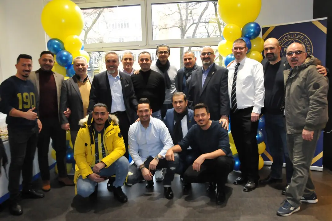 Berlin`de Fenerbahçeliler dernek lokaline kavuştu