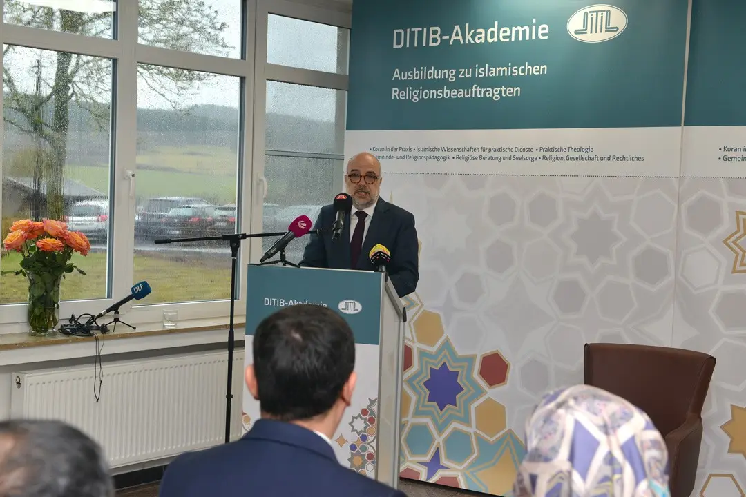 DİTİB Almanya'da imam yetiştirmeye başladı