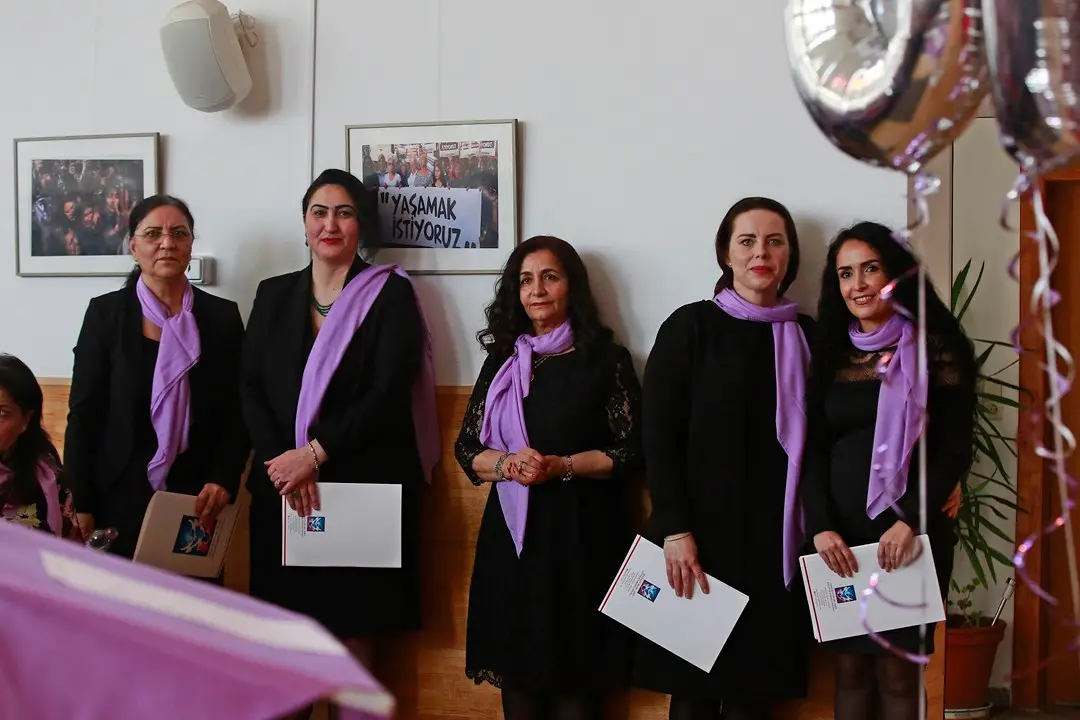 BAT-Cemevi’nde 8 Mart çok dilli ve çok renkli kutlandı