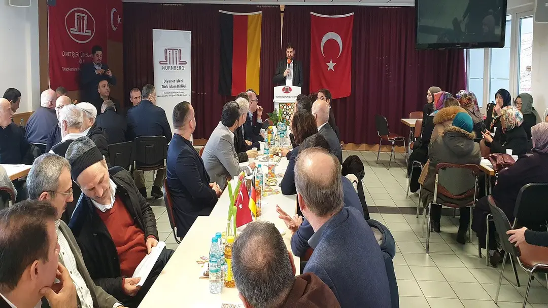 Nürnberg`de kullanılmayan her oy ırkçılara yarar