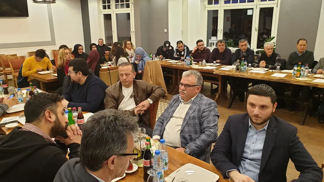 Aşırı sağa meydan vermemek için sandığa gidin