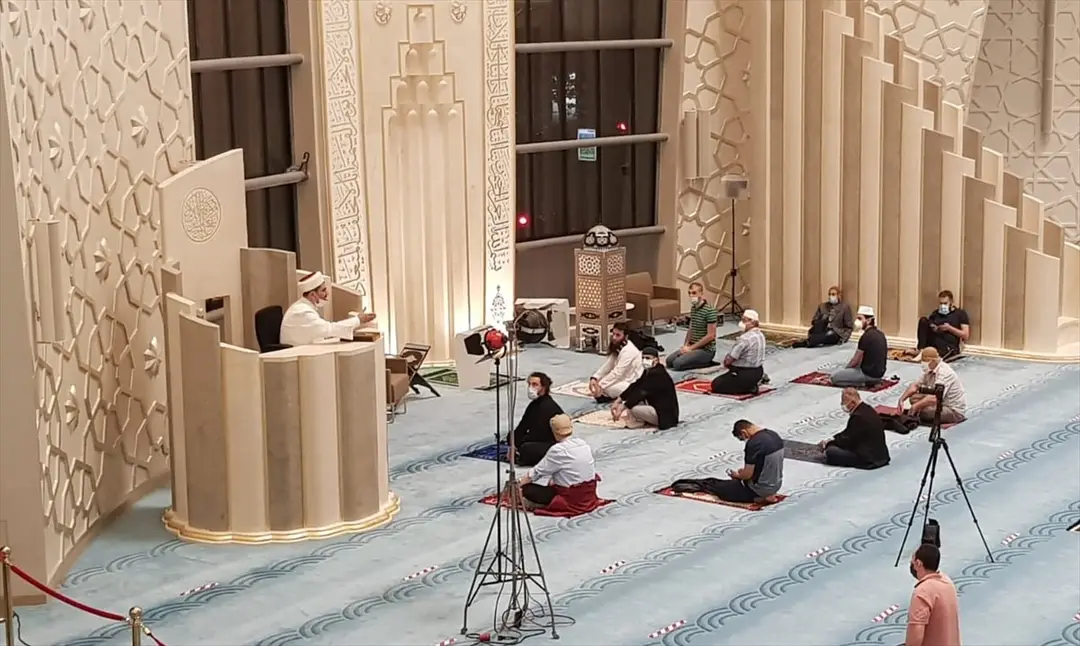 Almanya'da bu yılki ramazanın ilk teravih namazı kılındı
