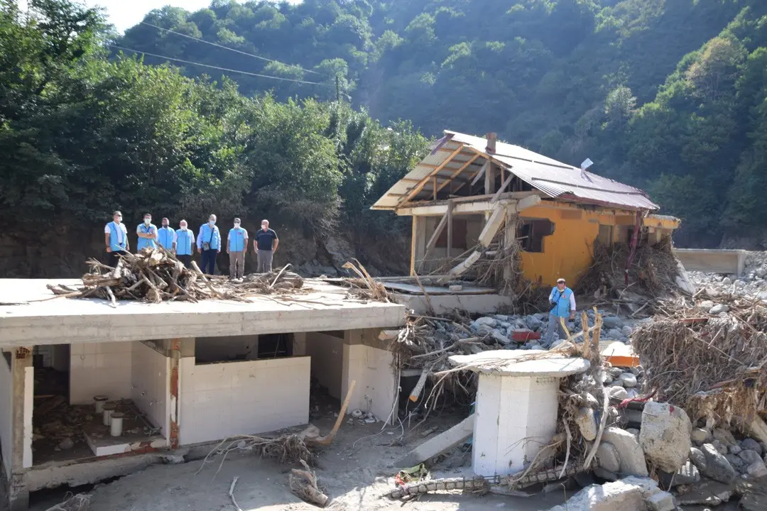 Diyanet İşleri Türk İslam Birliği, Giresun’da yaraları sarıyor