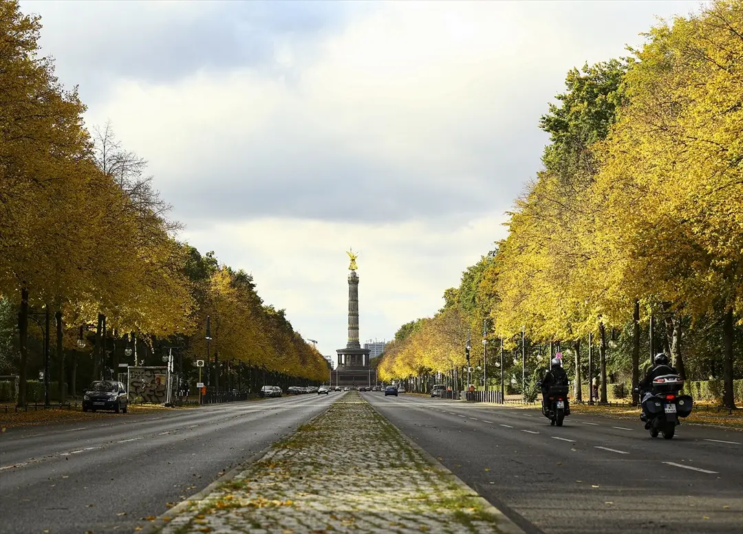 Berlin güz renkleriyle büyülüyor