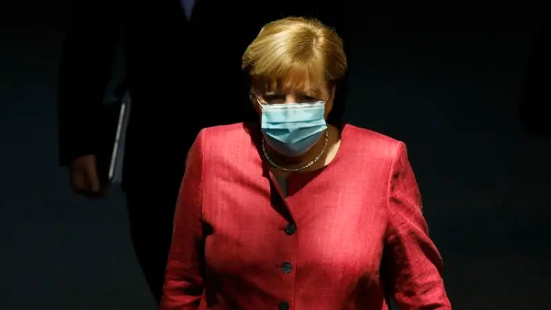 Merkel’in Partisi Salgın Nedeniyle Kurultayı İptal Etti