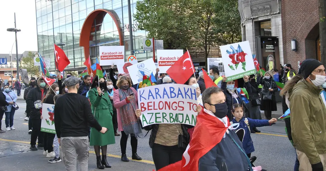 Hamburg’da Azerbaycan ile dayanışma mitingi