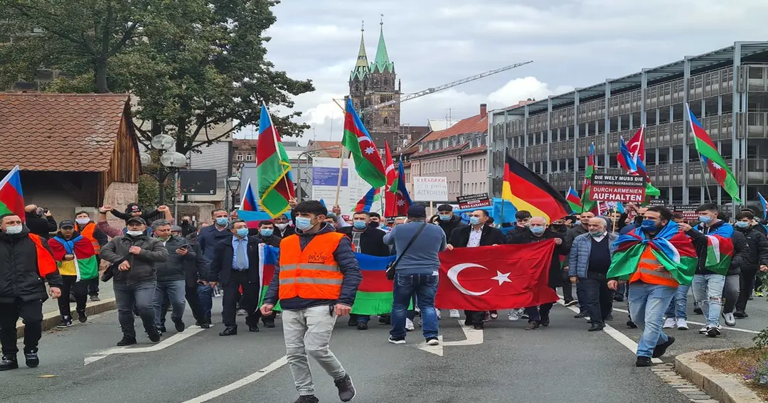 Nürnberg’de bir millet, iki devlet dayanışması