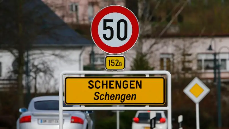 AB'de Terör Zirvesi: Schengen Sınırları Hedefte