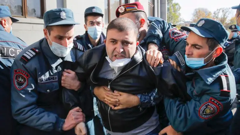 Ermenistan'da Karabağ Anlaşması Protestoları Devam Ediyor