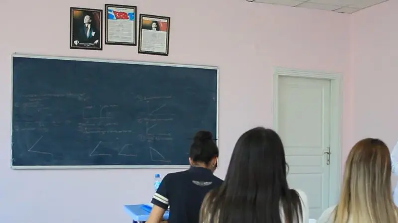 “Öğretmenlerin Yüzde 70’i Mesleğini Bırakmayı Düşünüyor”