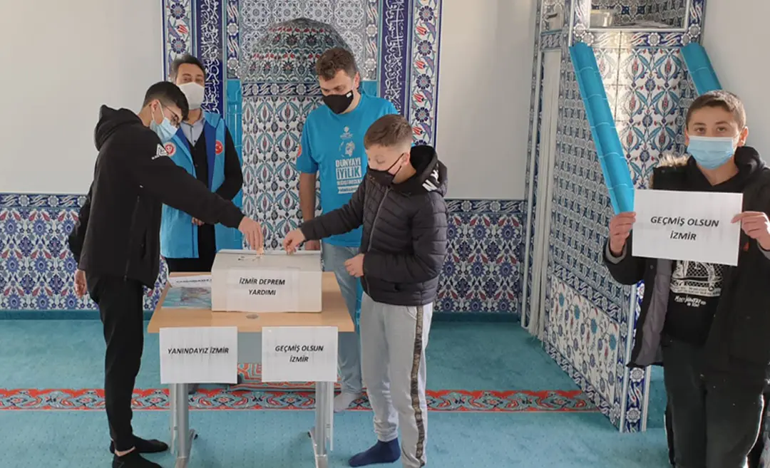 Minik kalplerden deprem mağdurlarına anlamlı destek