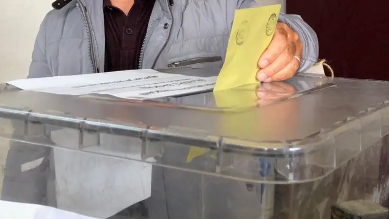 “Cumhurbaşkanlığı Sistemi Kararsız Seçmen Sayısını Arttırdı”