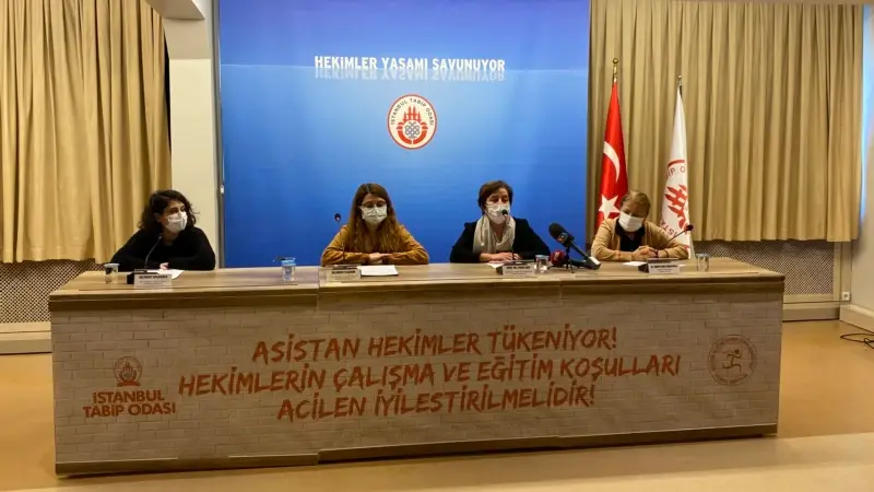 Asistan Hekimler: ‘‘Pandemide Tükeniyor Mobbinge Uğruyoruz’’