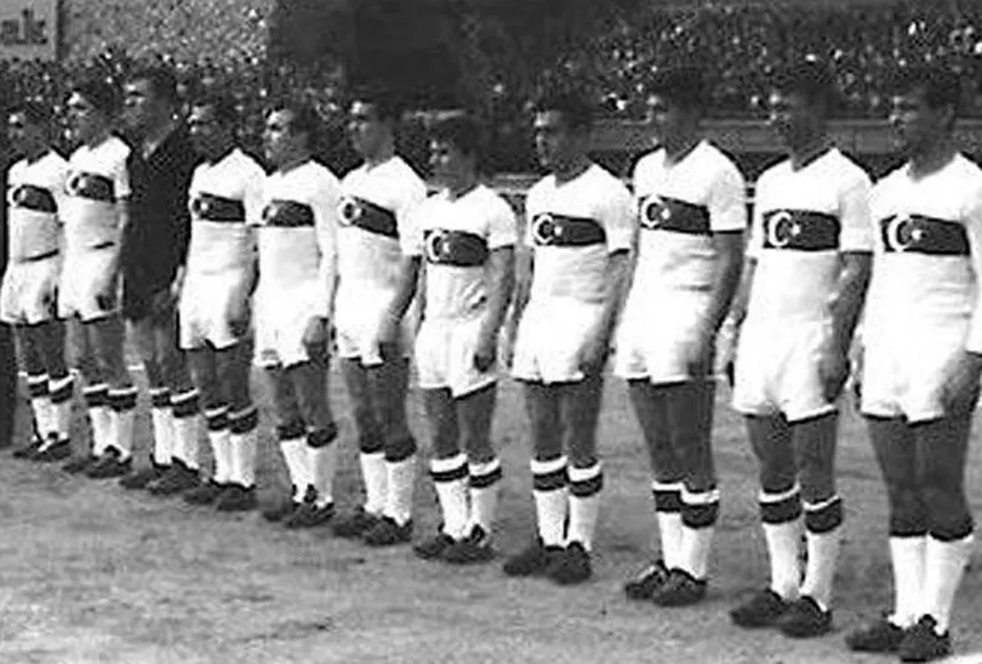 Türk Futbolunun Efsane Kalecisi Özcan Arkoç Vefat Etti