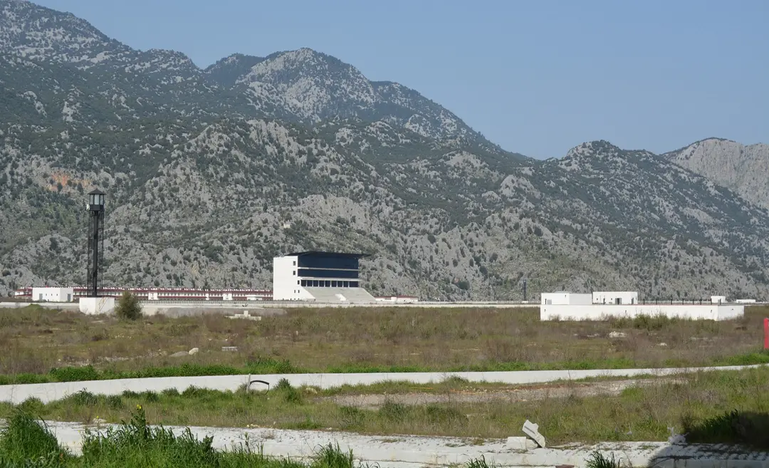 Antalya hipodromunun TJK’ya devir çalışmaları başladı