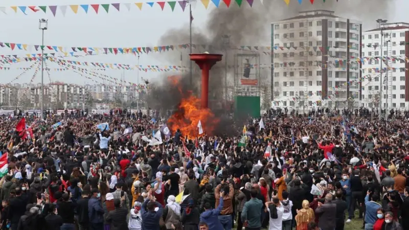Diyarbakır ve Gaziantep'te Nevruz Kutlamaları