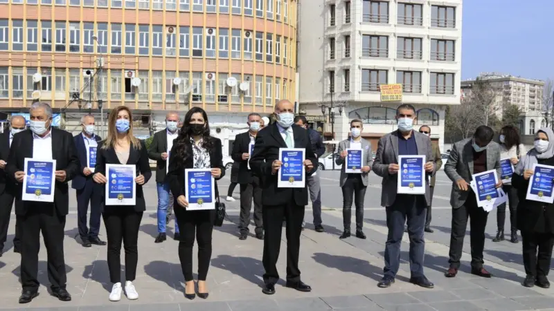 Diyarbakır'da Salgına Karşı ‘Mavide Kal’ Kampanyası