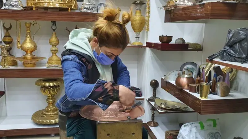 Kadın Bakır Ustasının El Emeği Dünyaya Yayılıyor