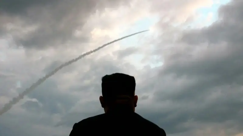 Kuzey Kore’den İki Füze Denemesi