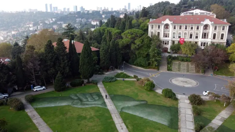 Akademide 5 Başlıkta 100 İhlal İddiası