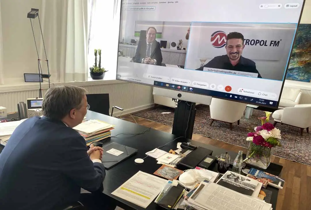 Laschet: Göçmenler siyasi partilerde daha fazla sorumluluk almalı