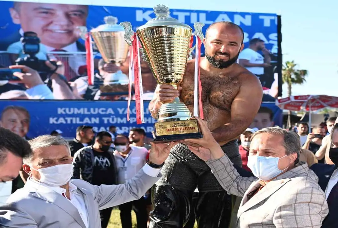 Kumluca Yağlı Güreşleri pandemi önlemleri altında yapıldı