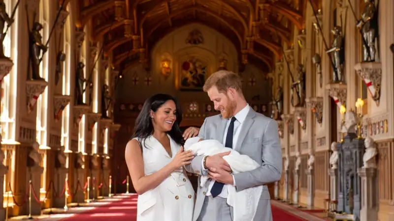 Harry ve Meghan Kızlarına Diana İsmini Verdi
