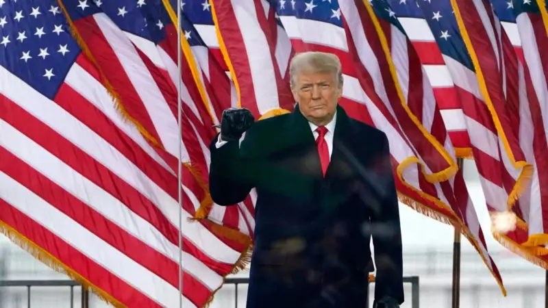 Trump Yeniden Meydanlarda