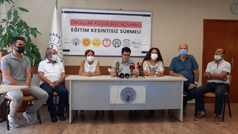 “Okullar Koşulsuz Açılmalı”