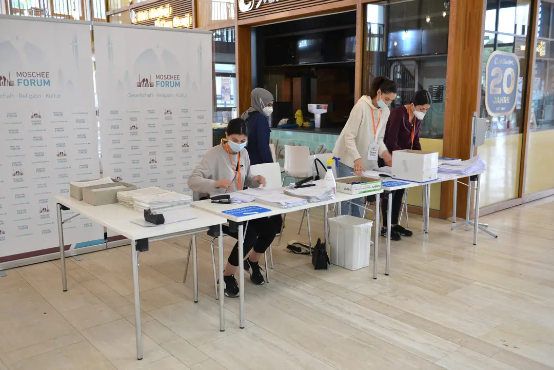 Cami`de 3771 kişi Kovid-19 aşısı oldu