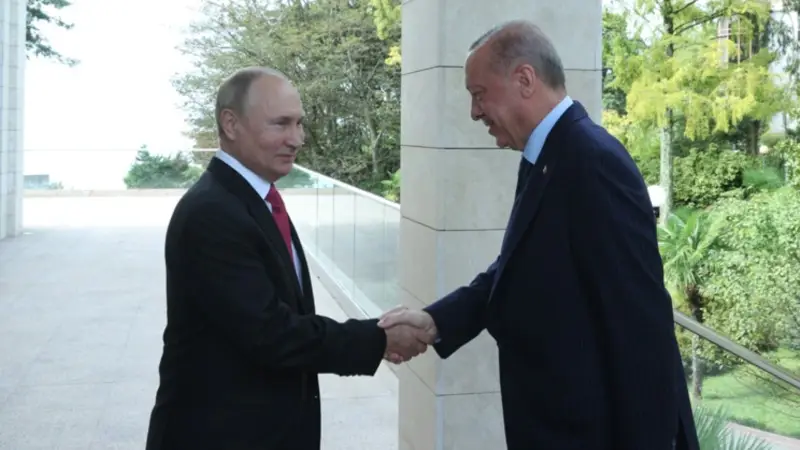 Erdoğan ve Putin Soçi’de Uzlaşma Mesajı Verdi