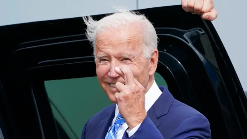 Biden'a Destek Verenler Azalıyor