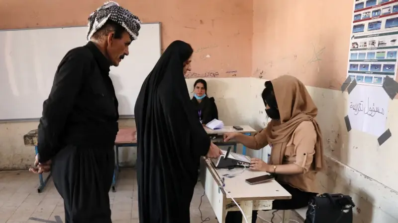 Irak'ta Düşük Katılımlı Seçimin Sonuçları Bekleniyor