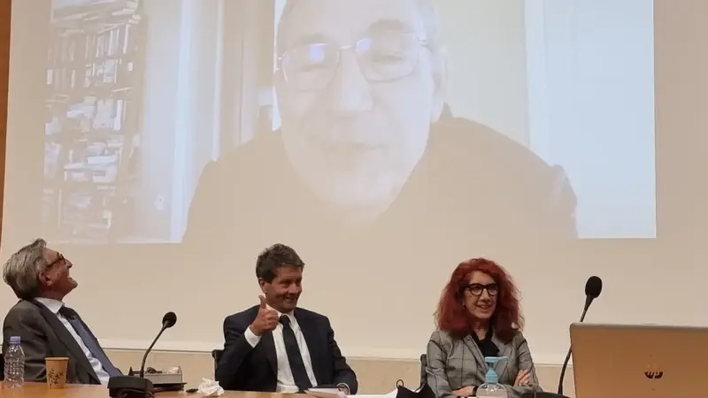 Türk Aydınlardan "Yetmez ama Evet" Özeleştirisi