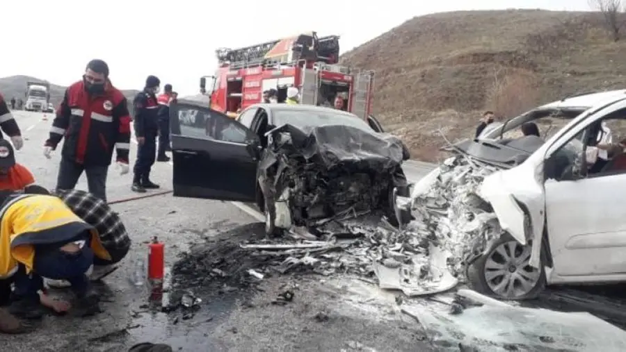 SİVAS İMRANLI BELEDİYE BAŞKANI MURAT AÇIL TRAFİK KAZASINDA HAYATINI KAYBETTİ