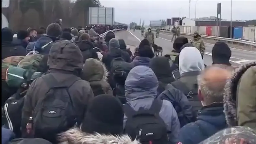 Belarus ile Polonya sınırında tansiyon yükseliyor