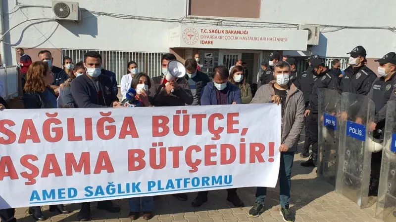 Sağlık Çalışanlarından Bütçe ve Kur Zammı Talebi