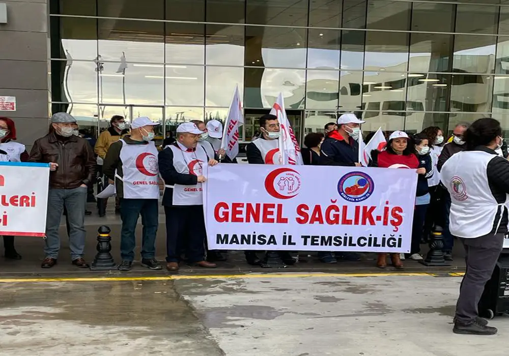 Manisalı sağlıkçılar iş bıraktılar