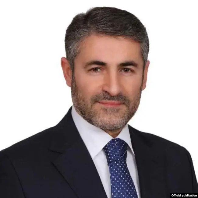 Hazine ve Maliye Bakanı Elvan İstifa Etti