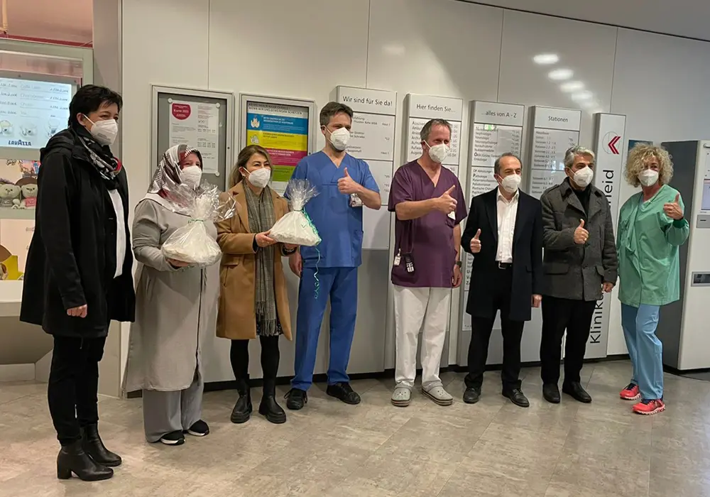 DİTİB camisinden şehir hastanesi çalışanlarına ikramlı teşekkür