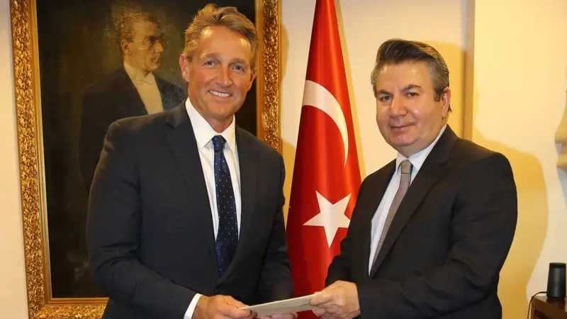 ABD Büyükelçisi Flake Güven Mektubunu Sundu