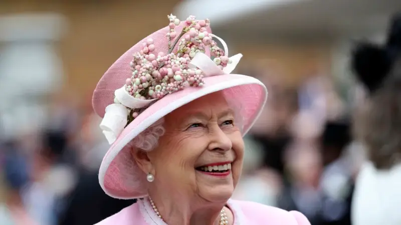 İngiltere Kraliçesi Elizabeth’in Covid Testi Pozitif