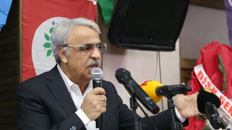 “İttifak Kurarken İktidarın Tuzağına Düşmemek Gerek”
