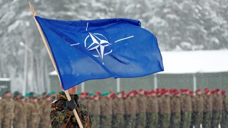 NATO Doğu Avrupa'ya Askeri Yığınak Yapıyor